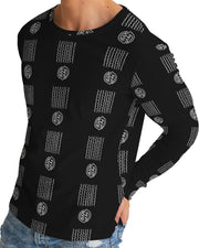 Mombo on black Men's Long Sleeve Tee